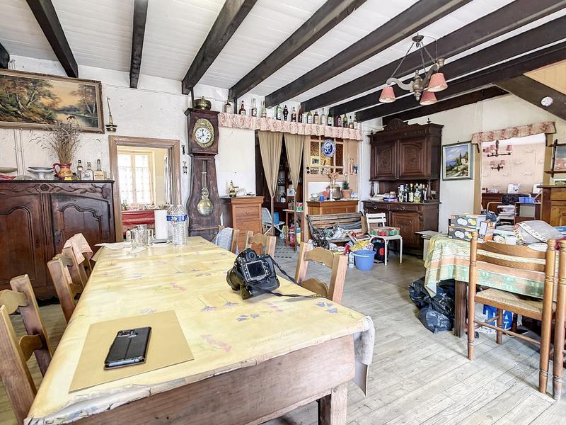 Corps de ferme - 274 m² - 10 pièces