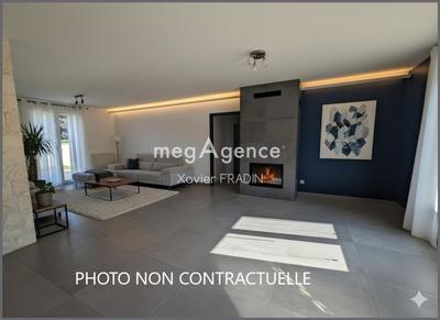 Maison - 91 m² - 5 pièces
