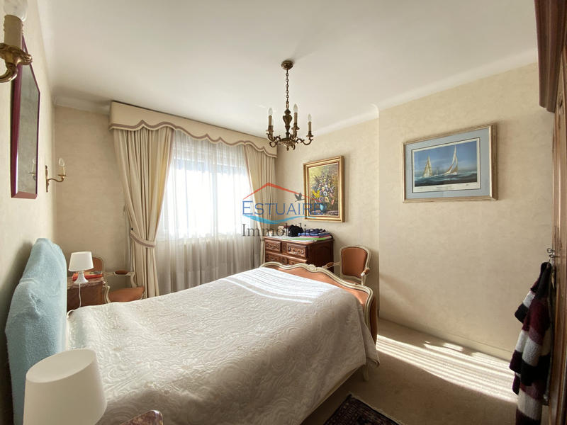 Maison - 190 m² - 6 pièces