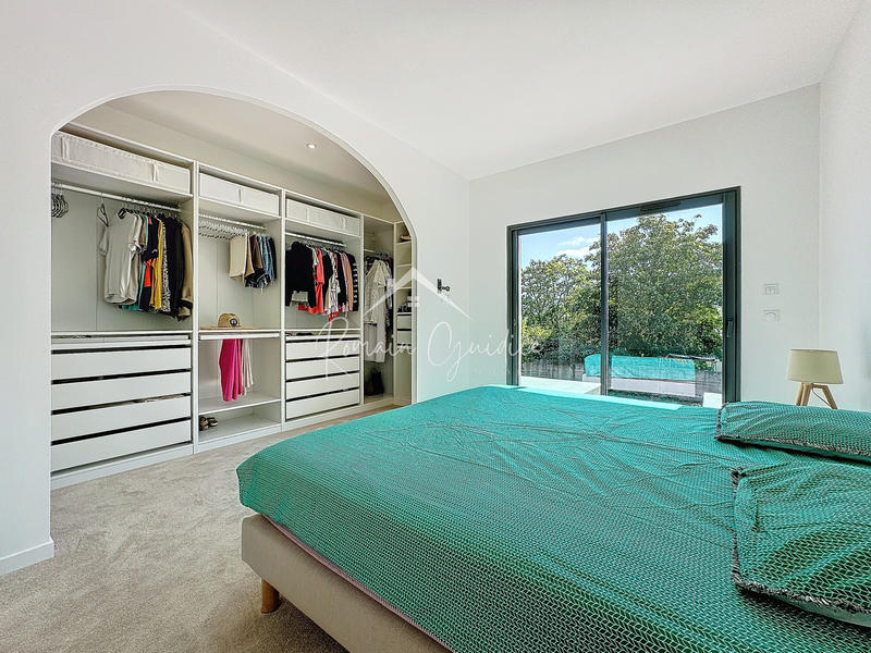 Maison - 99 m² - 4 pièces