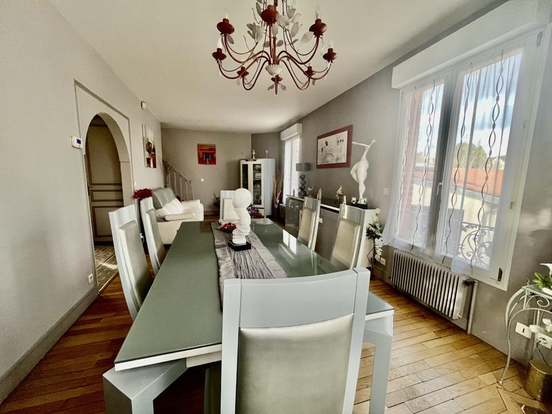 Maison - 105 m² - 4 pièces