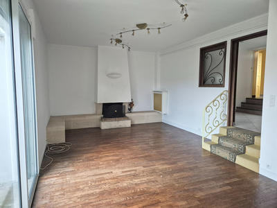 Maison - 108 m² - 4 pièces