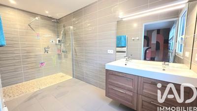 Maison - 146 m² - 5 pièces