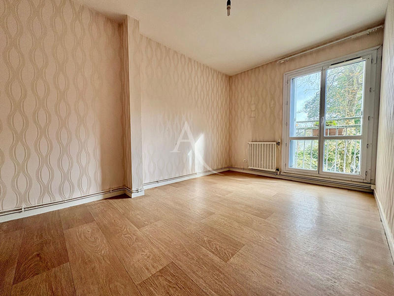 Appartement - 77 m² - 3 pièces