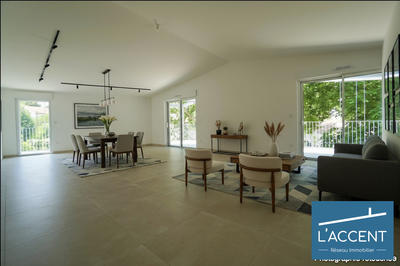 Appartement - 140 m² - 4 pièces