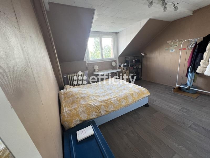 Maison ancienne - 177 m² - 10 pièces