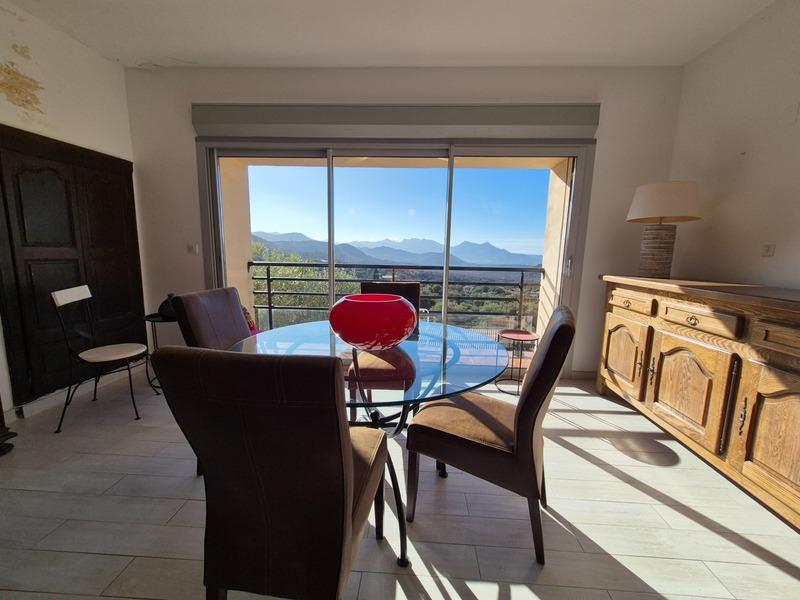 Maison de village - 130 m² - 6 pièces