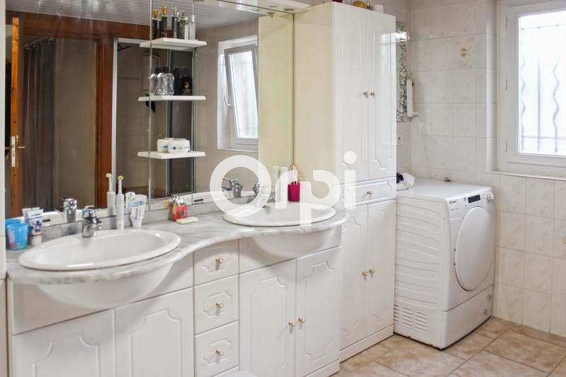 Maison - 194 m² - 5 pièces