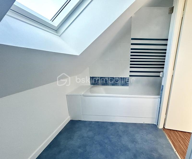 Maison traditionnelle - 106 m² - 5 pièces