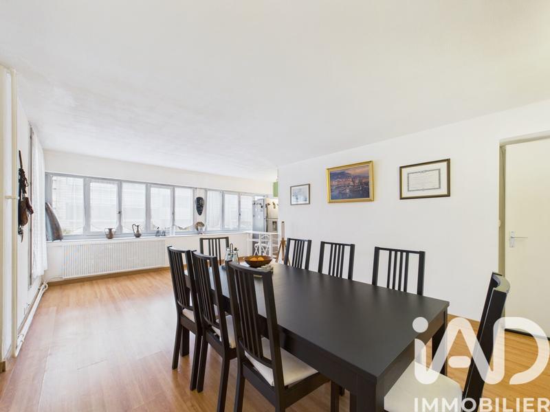 Appartement - 100 m² - 5 pièces