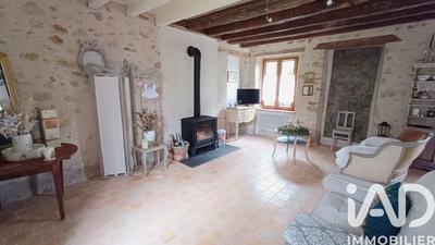 Maison - 90 m² - 4 pièces