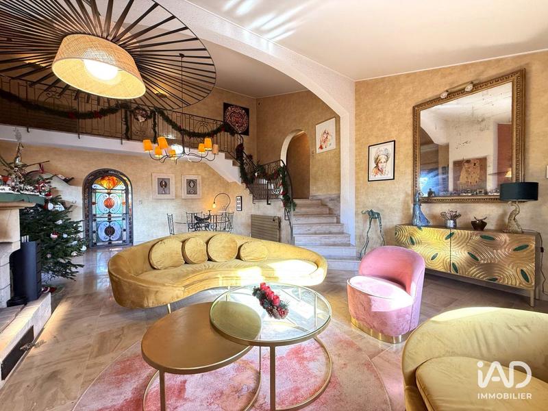 Maison - 138 m² - 4 pièces