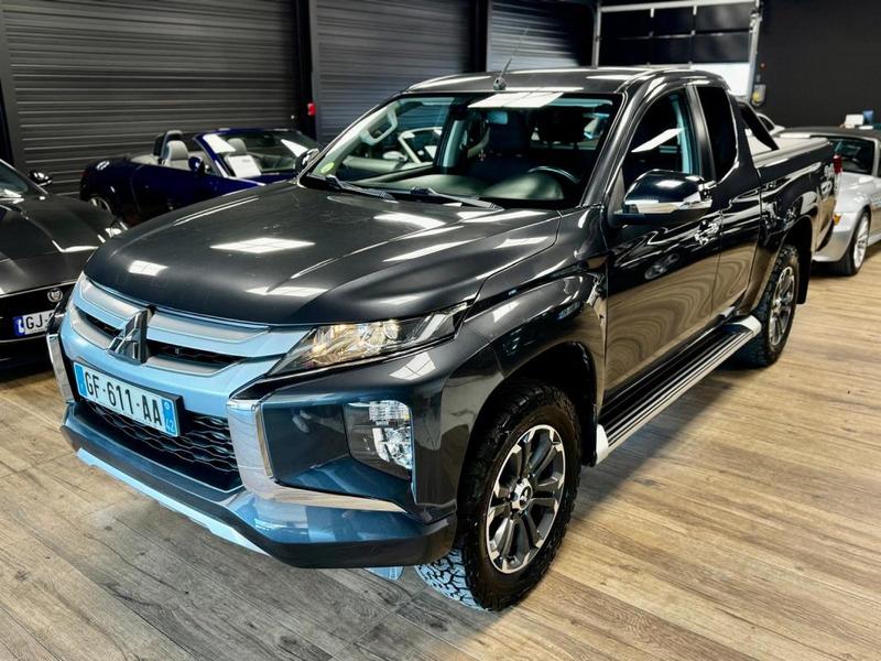 Mitsubishi L200 III Pick Up Club Cabine 2.2 Di-D 150 As&amp;G 4wd Intense Navi Connect 2p