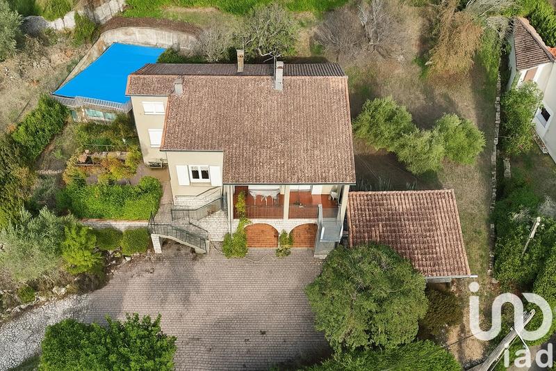 Maison - 120 m² - 4 pièces