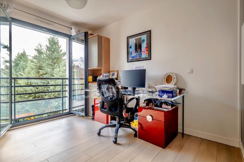 Maison - 214 m² - 8 pièces