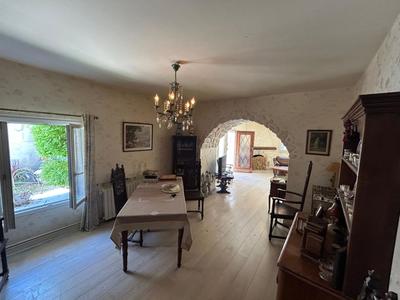 Maison - 122 m² - 4 pièces