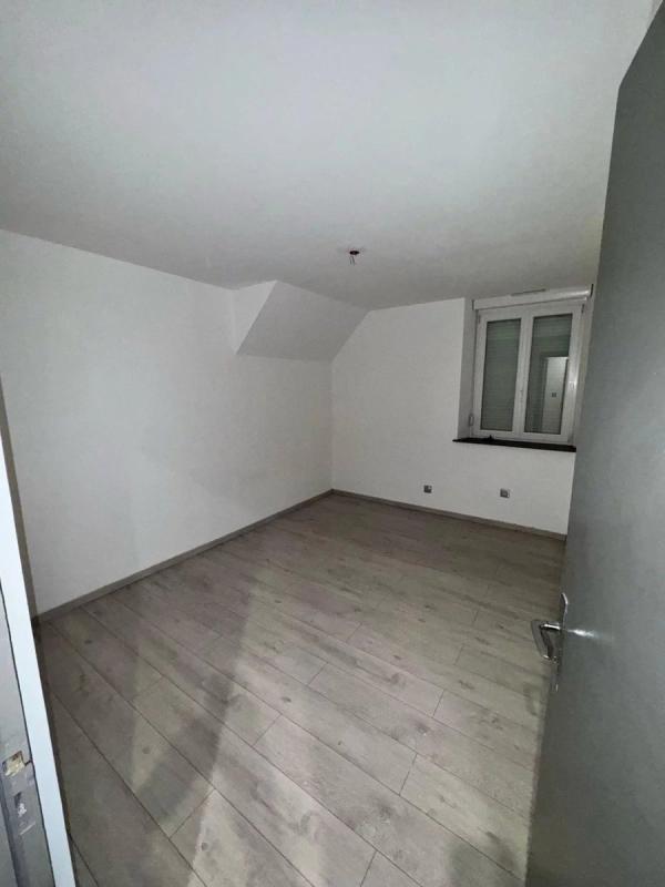Appartement - 80 m² - 3 pièces