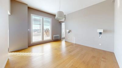 Appartement - 144 m² - 4 pièces