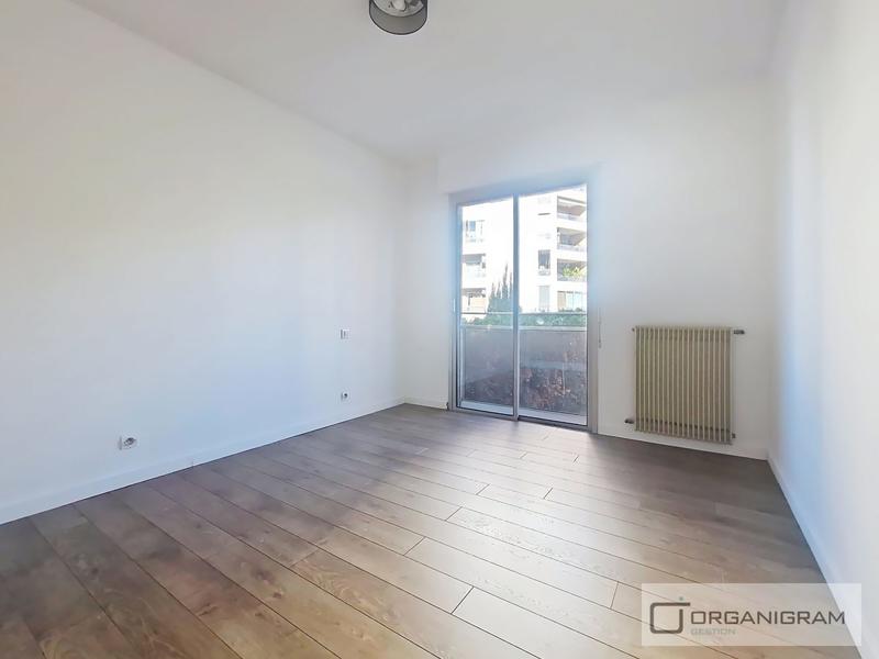 Appartement - 97 m² - 4 pièces