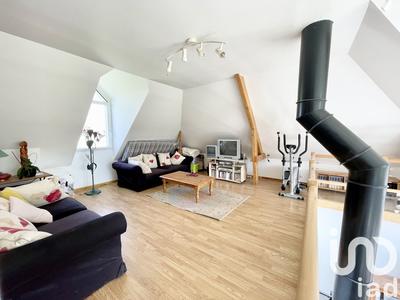 Maison - 212 m² - 7 pièces