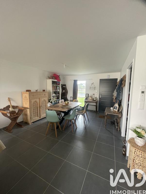 Maison - 95 m² - 4 pièces