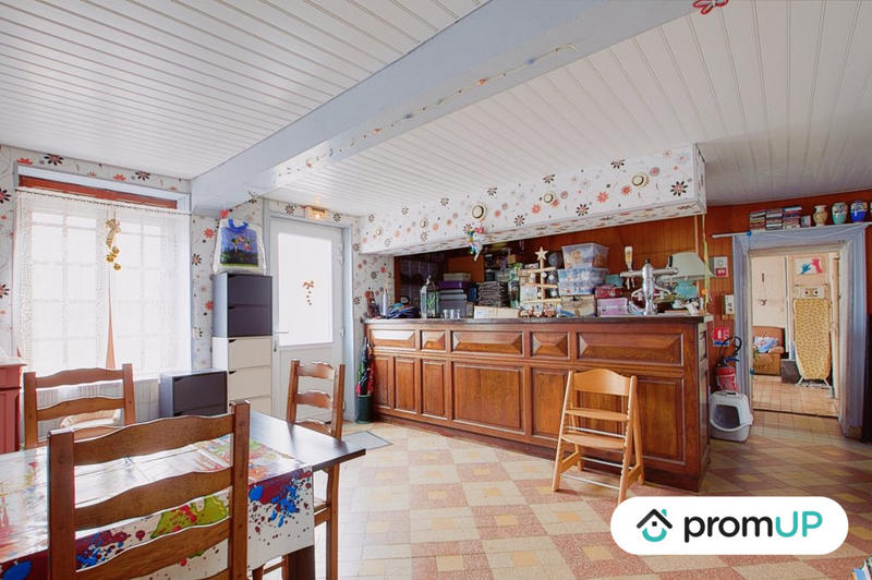 Maison - 200 m² - 11 pièces