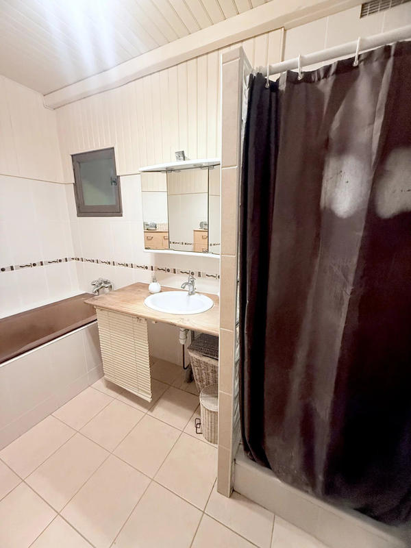 Maison traditionnelle - 156 m² - 6 pièces