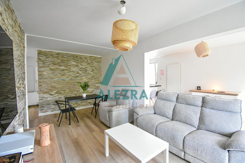 Appartement - 80 m² - 4 pièces