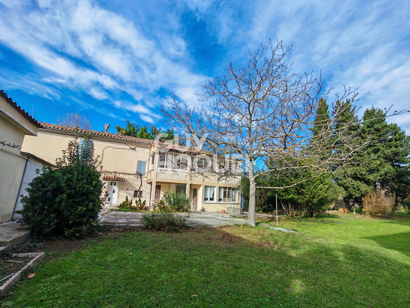 Maison - 180 m² - 6 pièces