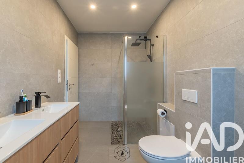 Maison - 133 m² - 6 pièces