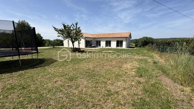 Maison - 207 m² - 5 pièces