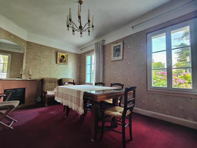 Maison - 140 m² - 7 pièces