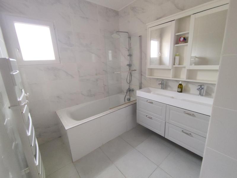 Maison - 143 m² - 5 pièces