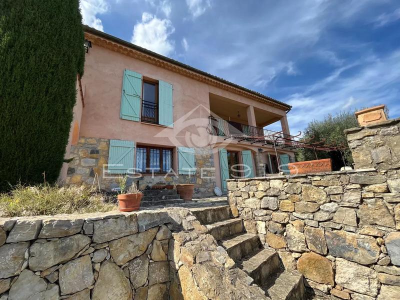 Villa - 160 m² - 6 pièces