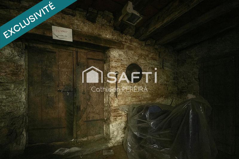 Maison - 484 m² - 5 pièces