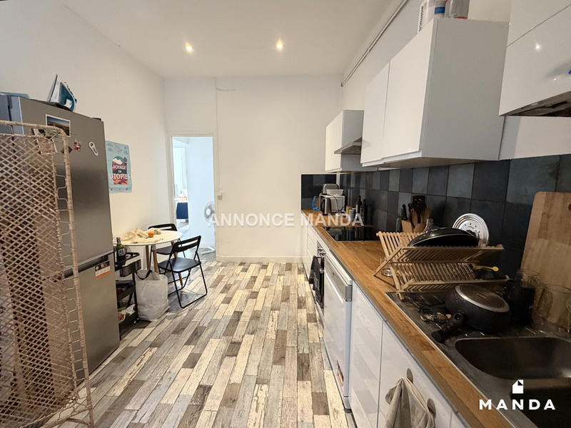 Chambre - 10 m² - 5 pièces