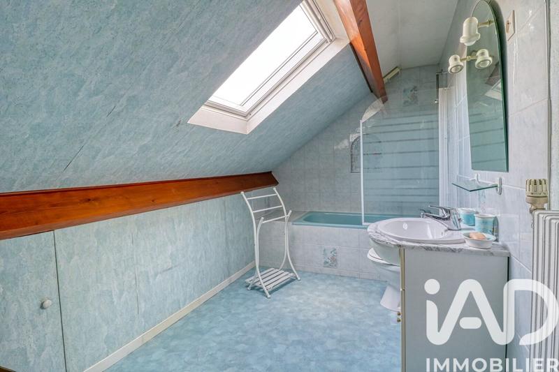 Maison - 157 m² - 7 pièces