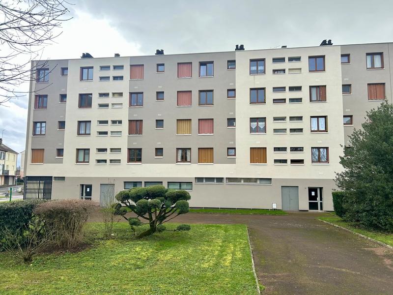 Appartement - 75 m² - 4 pièces