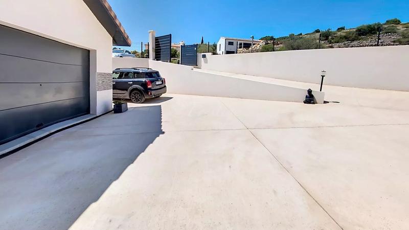 Maison - 150 m² - 5 pièces