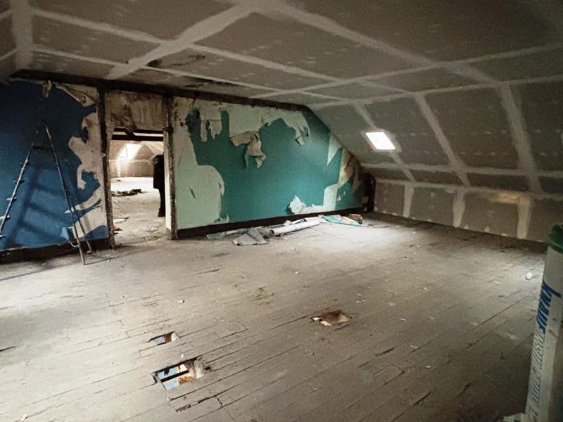 Immeuble - 1 200 m² - 35 pièces