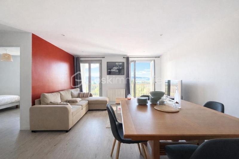 Appartement - 60 m² - 3 pièces