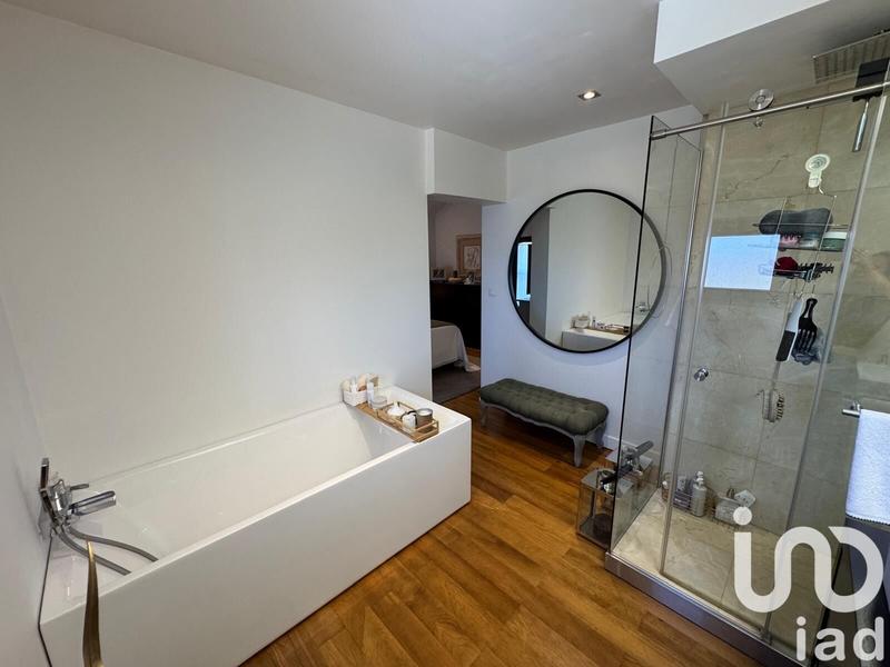 Maison - 167 m² - 5 pièces