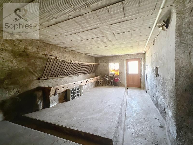 Maison - 200 m² - 8 pièces