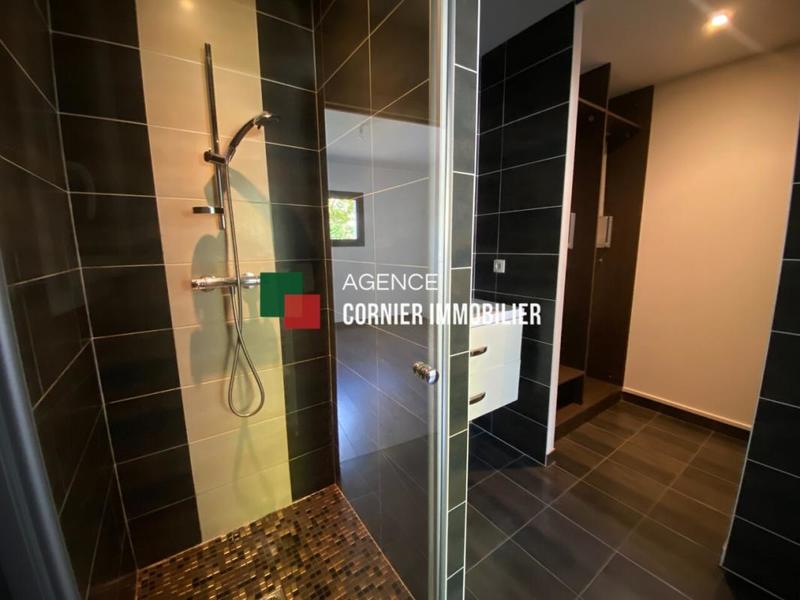 Pavillon - 156 m² - 6 pièces