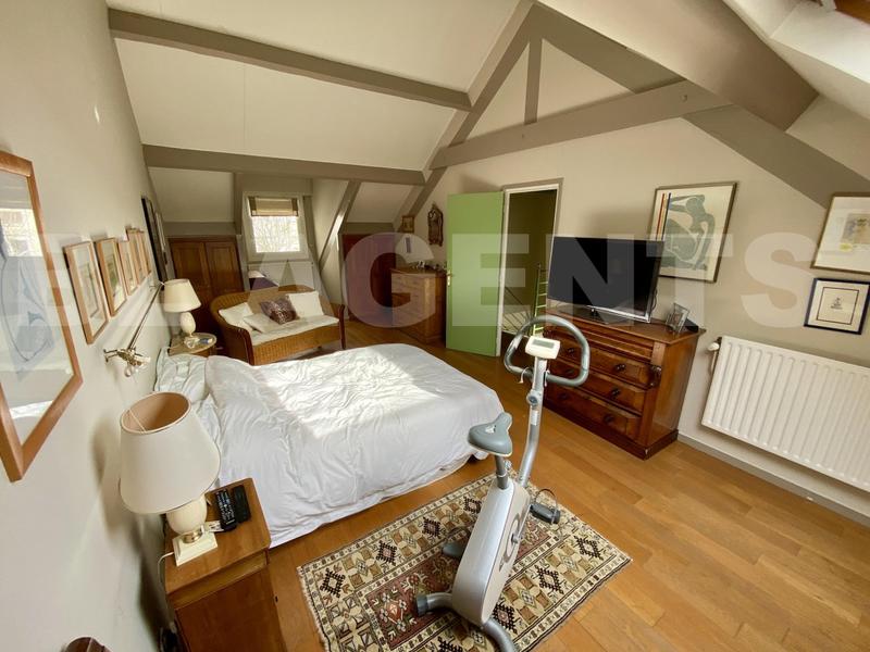 Maison d'architecte - 140 m² - 5 pièces