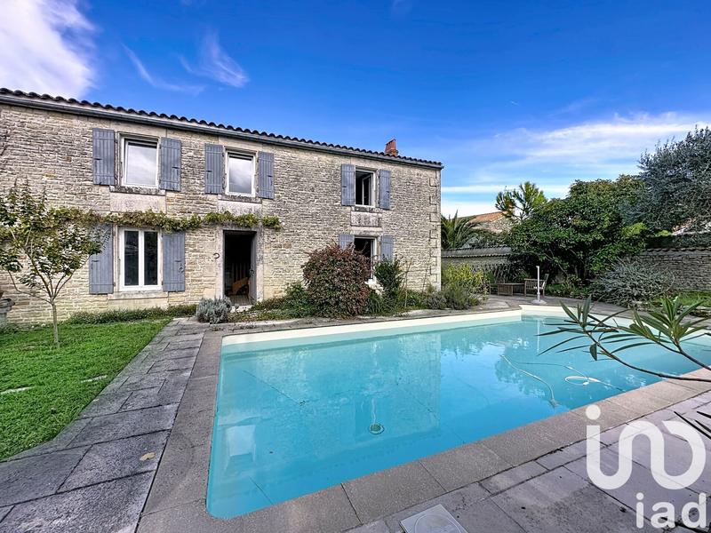 Maison de campagne - 180 m² - 6 pièces