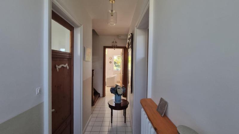 Maison bourgeoise - 250 m² - 12 pièces