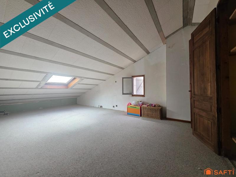 Maison - 355 m² - 11 pièces