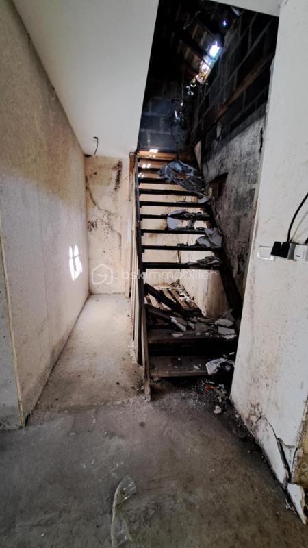 Local commercial - 212 m² - 3 pièces