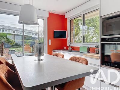 Maison - 188 m² - 7 pièces